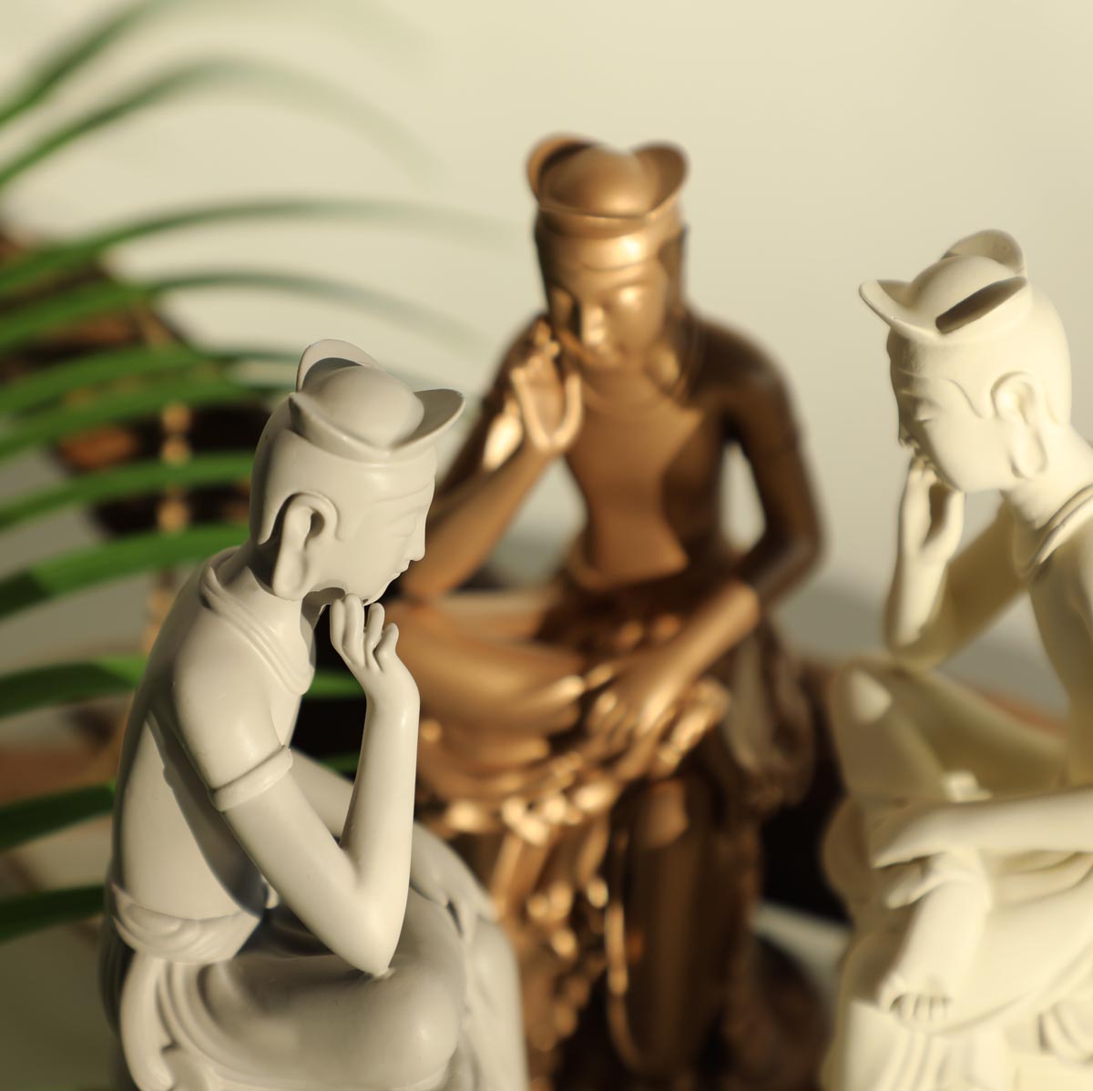 韓國食品-Half-seated Bodhisattva Miniature (No. 83)