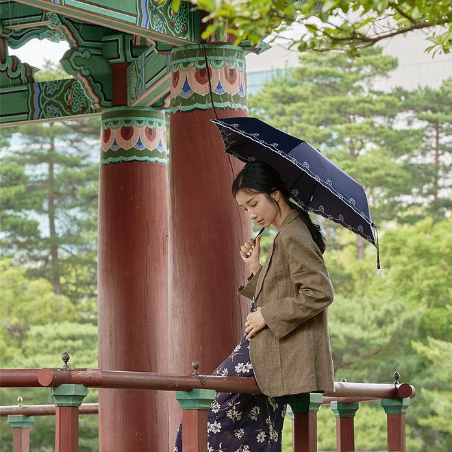 [The Smile of Silla] Umbrella