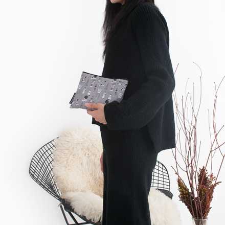Millet Shilla Pouch (gray) Gyeongju Museum Specialized Products
